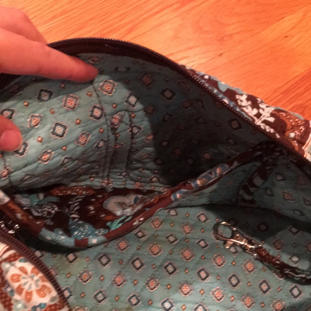 Vera Bradley Bag - Picture 7 of 9